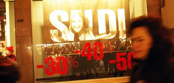 Saldi al via anche in Calabria: «Attesi dal 59 per cento dei consumatori»