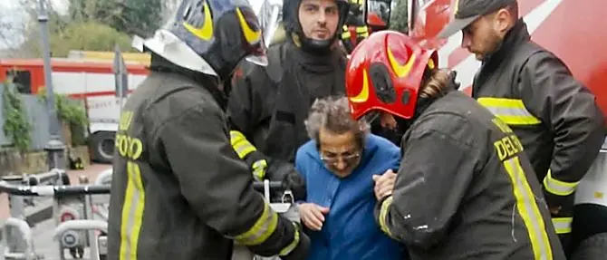 Incendio divampa in una casa di riposo, due morti nel Casertano