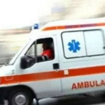 Ragazzi sequestrano medici e ambulanza per soccorrere un amico