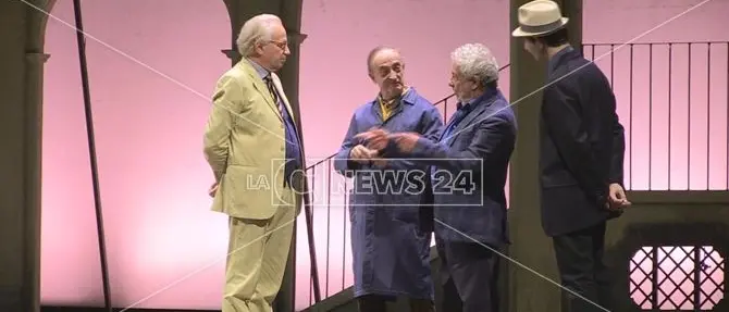 L'attore Geppy Gleijeses al Rendano: «Riportate la lirica in questo teatro»