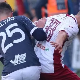Reggina, prima sconfitta in campionato: a brindare è la Cavese