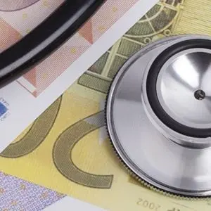 Il disastro della sanità calabrese: tasse più alte nel 2020 e 100 milioni di passivo