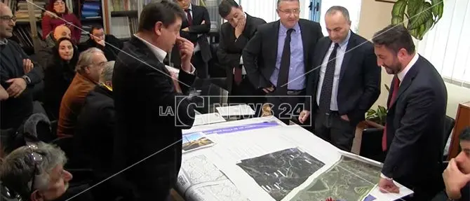 Statale 106, il viceministro Cancelleri assicura: «A marzo apriamo il cantiere»