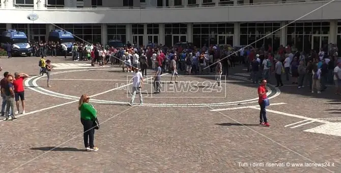 Contratti in scadenza, tirocinanti della giustizia in piazza a Catanzaro