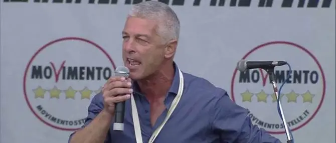Morra (M5s): «Candidatura di Aiello brutto segnale, è inaccettabile»
