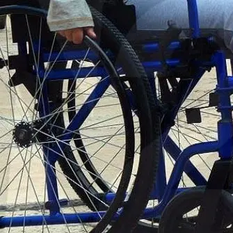 Cosenza, alunni disabili senza assistenza per colpa della burocrazia