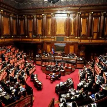 Senatori a 25 anni ed elettori a 18: ok alla riforma