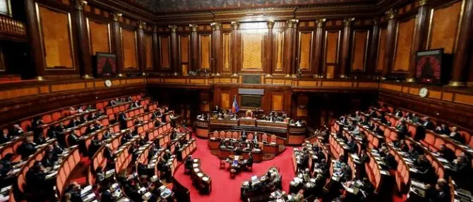 Senatori a 25 anni ed elettori a 18: ok alla riforma