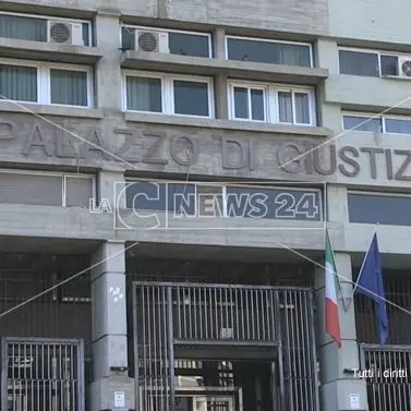 Cosenza: atti falsi per avere fondi pubblici, tutti assolti nel processo sui Confidi