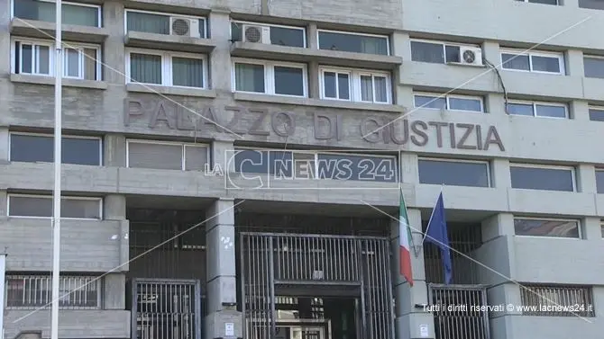 Cosenza: atti falsi per avere fondi pubblici, tutti assolti nel processo sui Confidi