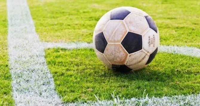 Tropea, partita di calcio e solidarietà per la lotta all'endometriosi