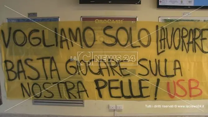 Sanità, licenziati i lavoratori del Cup a Cosenza: primi disagi per l'utenza