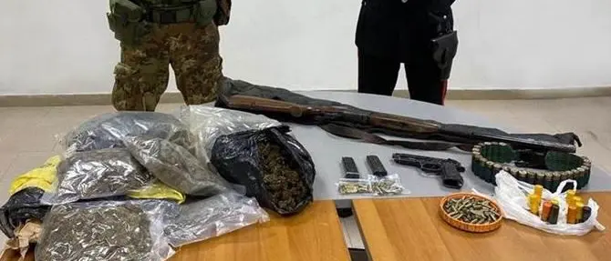 Armi, droga e refurtiva tra Seminara e San Procopio: tre denunce