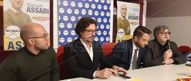 Toninelli: «Il governo troverà i fondi per l'aeroporto di Lamezia»