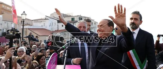 Berlusconi a Tropea: quando il marketing politico-territoriale funziona
