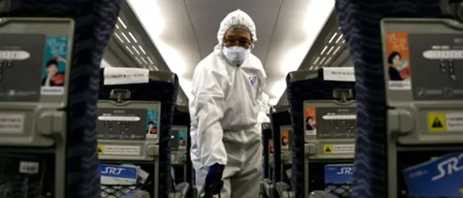 Virus cinese: i morti salgono a 81. Vertice al ministero della Salute