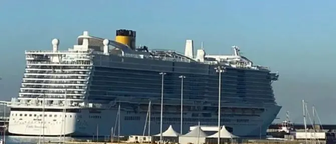 Coronavirus, due casi sospetti su una nave: bloccati in 6mila a Civitavecchia