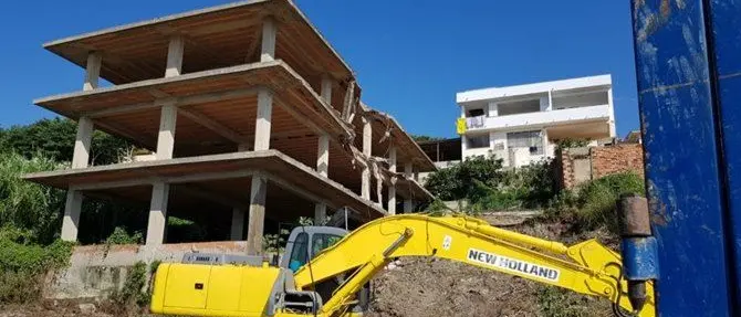 Lottizzazioni abusive a Corigliano-Rossano, sette persone indagate