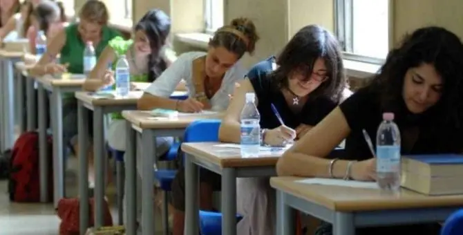 Maturità 2020, le materie della seconda prova scritta decise dal Ministero