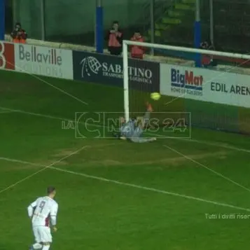 La Reggina espugna il Razza: Vibonese battuta da un rigore dubbio