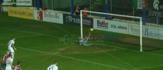 La Reggina espugna il Razza: Vibonese battuta da un rigore dubbio