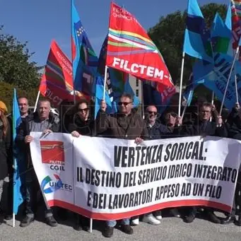 La Sorical affoga nei debiti, a Catanzaro protestano lavoratori e sindacati