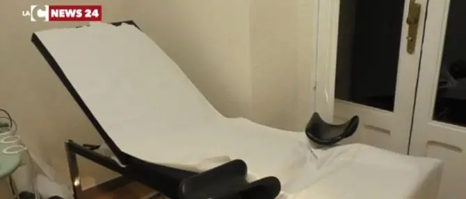 A Riace riapre l'ambulatorio sociale: visite gratis per migranti e indigenti