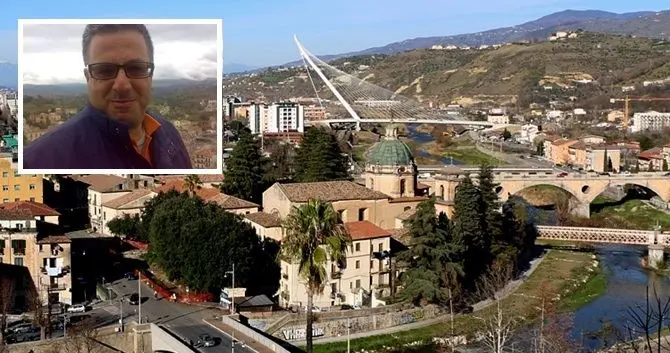 Cosenza, 50enne trovato morto in centro: forse investito da un'auto pirata