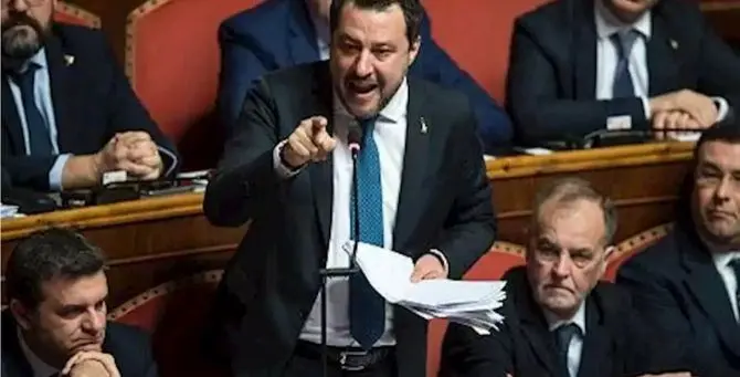 Caso Gregoretti, ok del Senato per processo a Salvini. La Lega lascia l’Aula