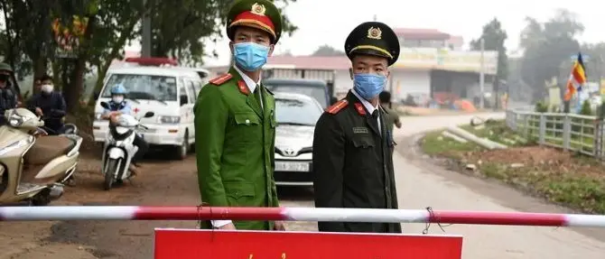 Coronavirus, in Vietnam un’intera città in quarantena. Decessi raddoppiati