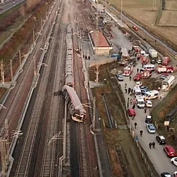 Treno deragliato, c'era un difetto nello scambio. Indagato l'ad del gruppo Alstom