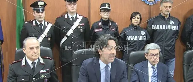 Anche i rifiuti tossici dell'Ilva di Taranto sversati nei fiumi della Calabria