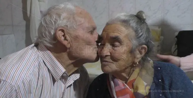 Giuseppina e Vincenzo sposi da 60 anni, quando l'amore è davvero per sempre