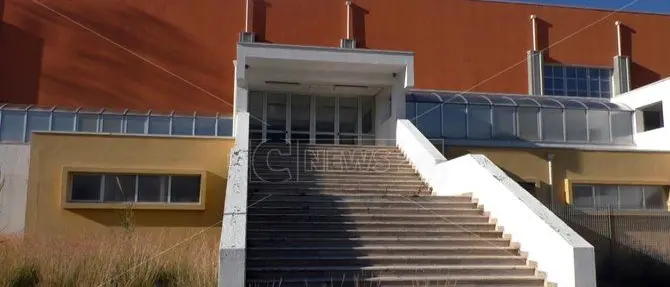 Quel Palazzetto dello sport ad Amantea in costruzione da 30 anni