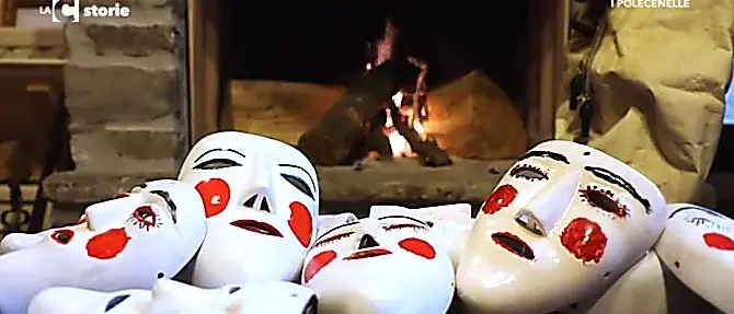 La Calabria ha il suo “Pulcinella”, ecco l’origine dell’antica maschera