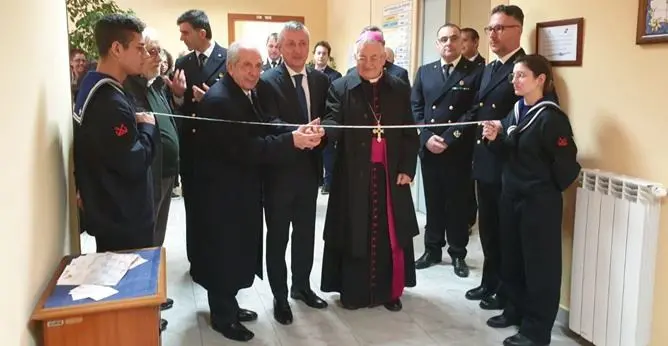 Vibo, la Capitaneria apre le porte a una mostra di ceramiche speciali