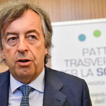 Coronavirus in Italia, Burioni: «Niente panico, ma quarantena rigorosa»