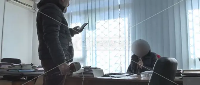 Alunni a rischio amianto, l'Asp di Vibo Valentia accusa Comune e scuola