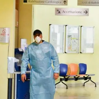 Coronavirus, il ministero: «Obbligo di quarantena per chi torna dalla Cina»