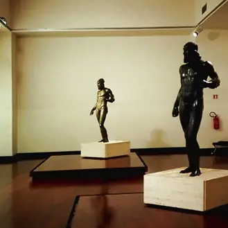 Effetto Coronavirus sui bronzi di Riace: annullata la domenica gratis in museo