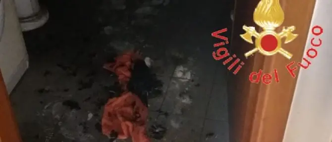 Anziano muore in casa a seguito di un incendio: dramma nel Catanzarese