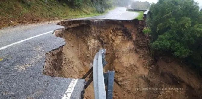 Strade provinciali, Cancelleri: «Un miliardo per gli interventi. 47 milioni alla Calabria»