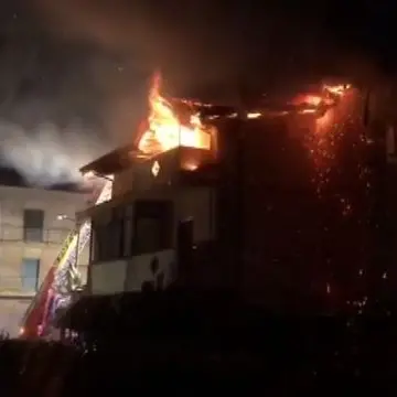 Incendio distrugge appartamento, paura nel Vibonese