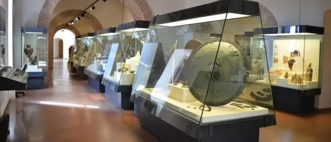 Torna a casa il busto romano rimasto negli Usa per 8 anni. È polemica