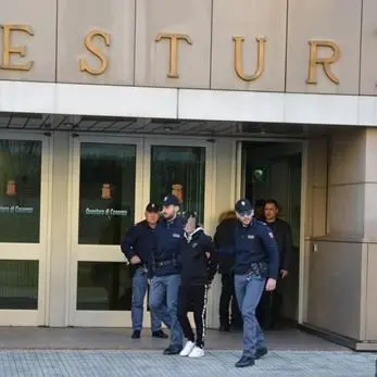 Ferì un giovane a colpi di pistola, arrestato 22enne a Cosenza