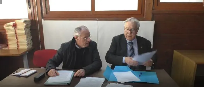 Accusato di avere chiesto voti al clan, il giudice dà ragione al sindaco Alessio