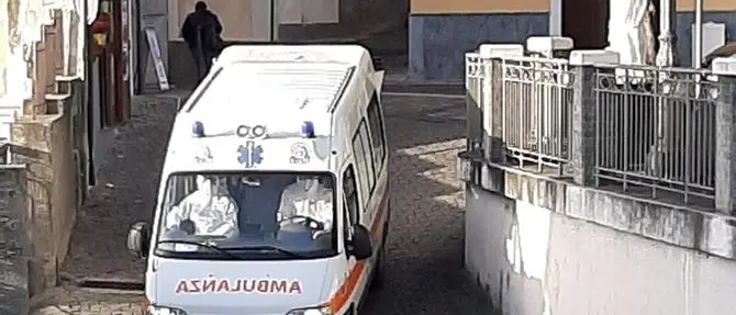 Coronavirus, il paziente di Cetraro fa la dialisi e l’ospedale si svuota