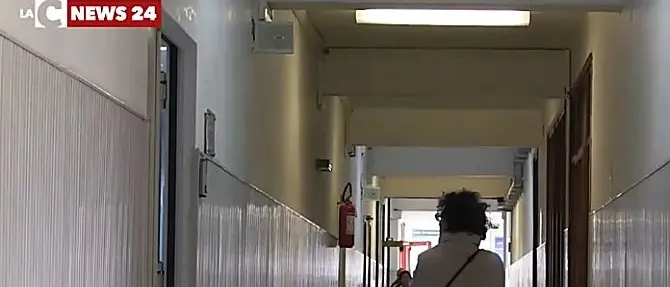 Coronavirus Calabria, la moglie del paziente: «Stiamo bene. Viviamo isolati»