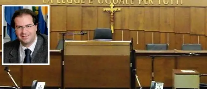 Sarra racconta la Reggio degli anni ‘90 tra comitati d’affari, parentopoli e lotte di potere