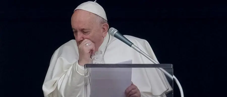 Coronavirus, tampone negativo per il Papa: la Santa Sede non commenta